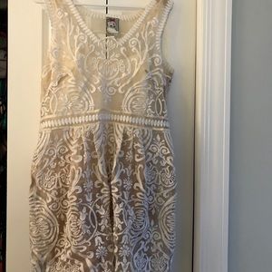 Yoana Baraschi // White Lace Dress